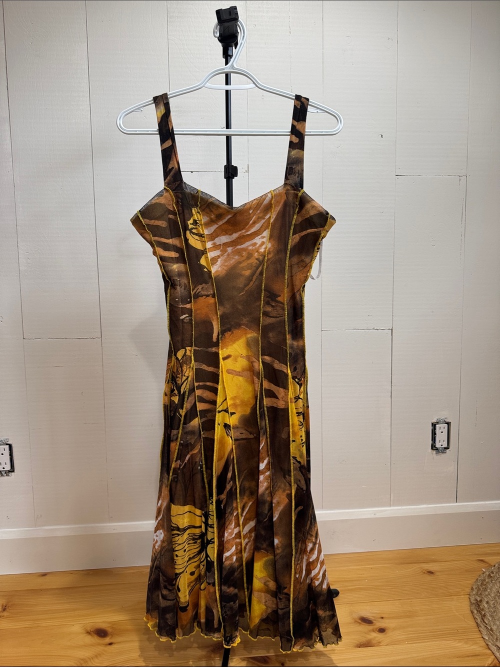 Brown & Yellow Printed Sleeveless Midi Dress